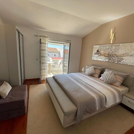 Apartments Ozrenka Tučepi Εξωτερικό φωτογραφία