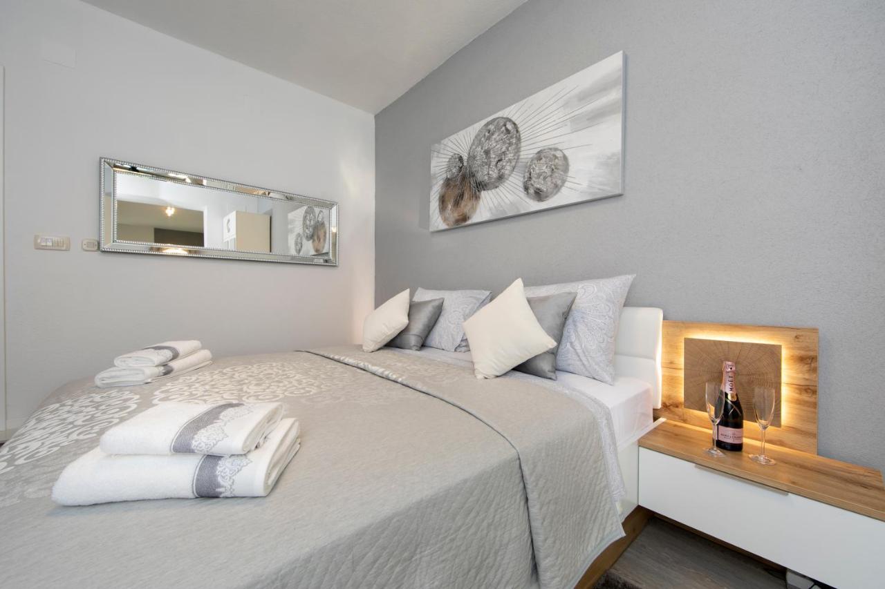 Apartments Ozrenka Tučepi Εξωτερικό φωτογραφία