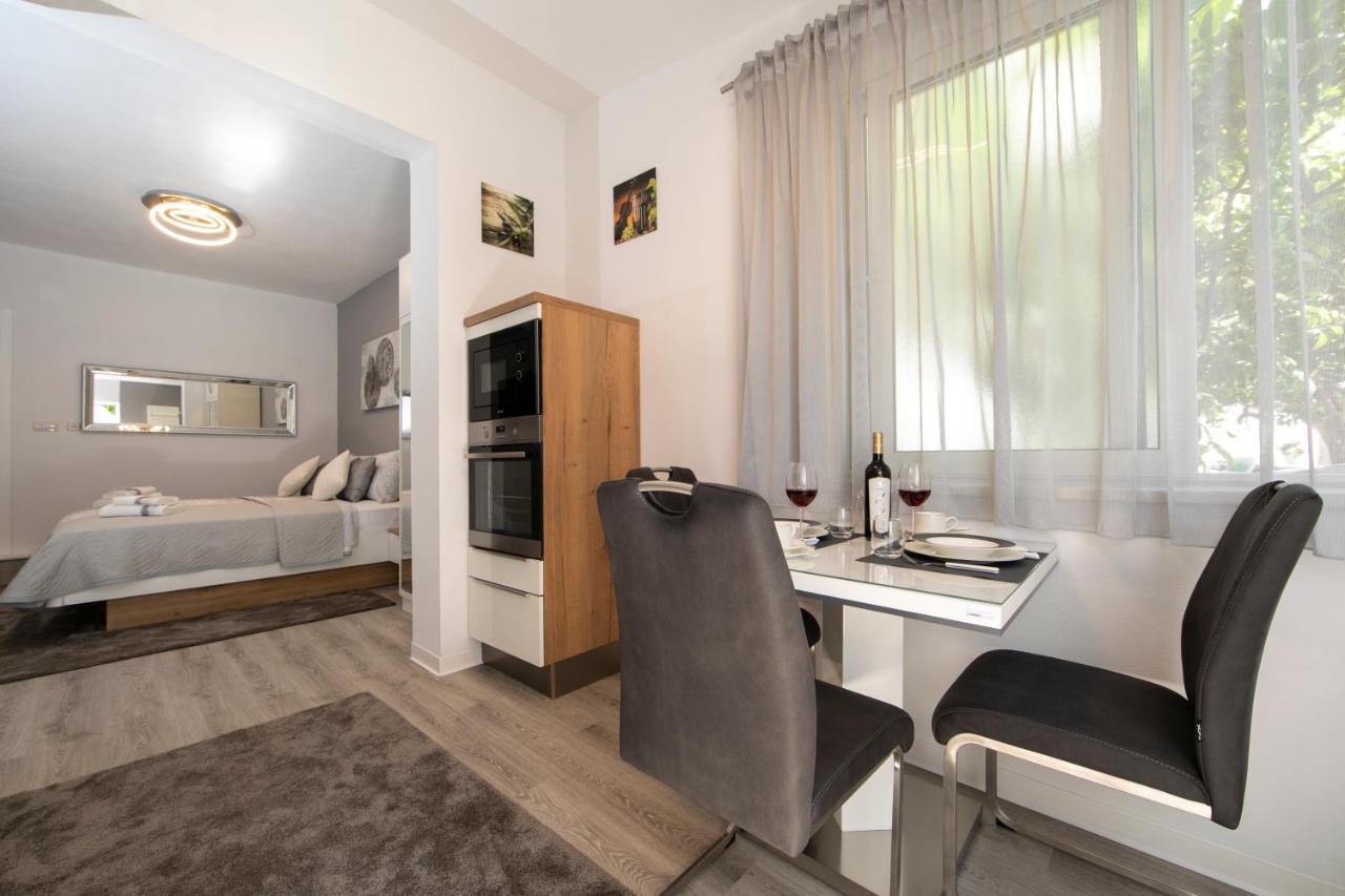 Apartments Ozrenka Tučepi Εξωτερικό φωτογραφία