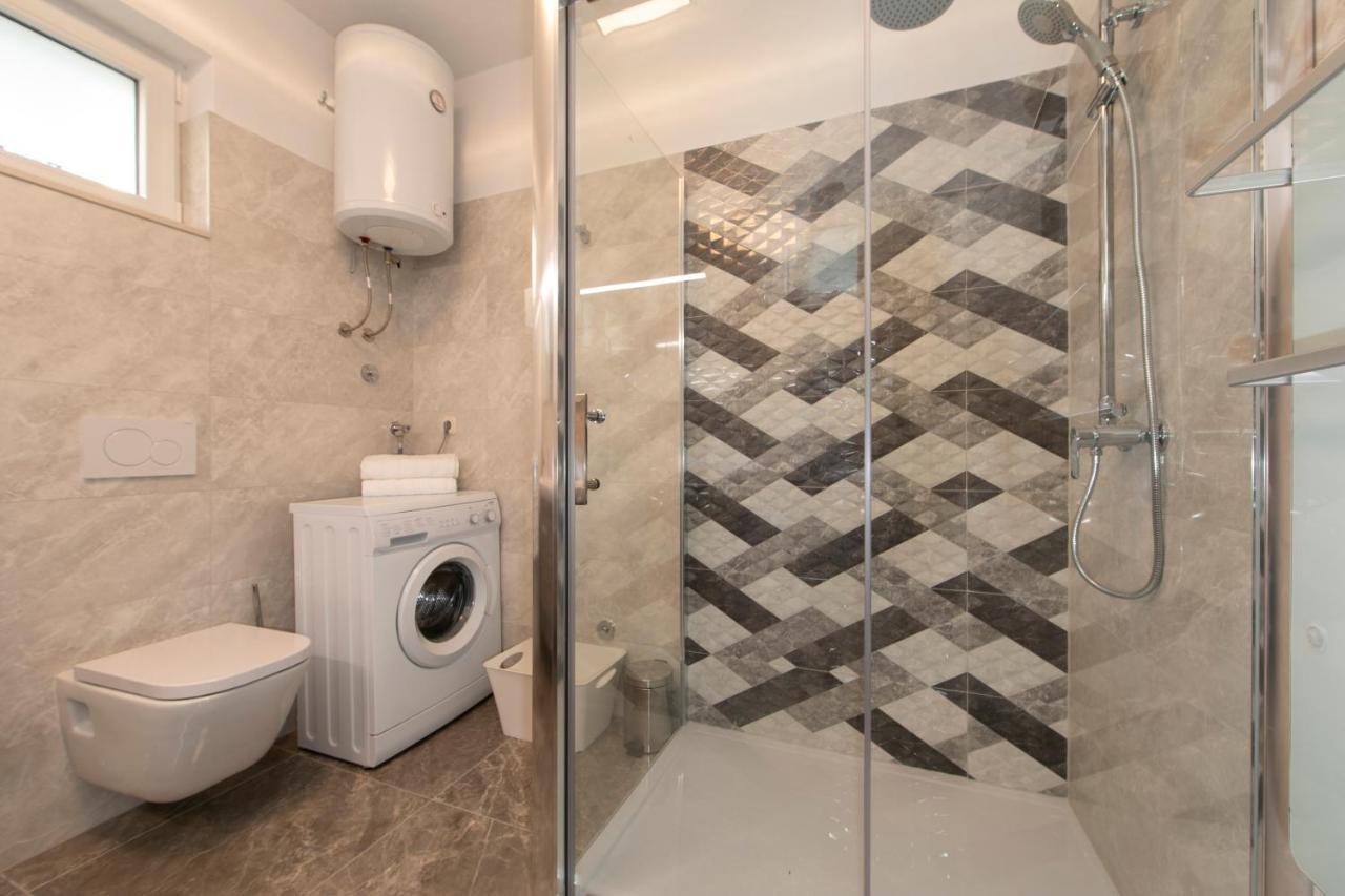 Apartments Ozrenka Tučepi Εξωτερικό φωτογραφία