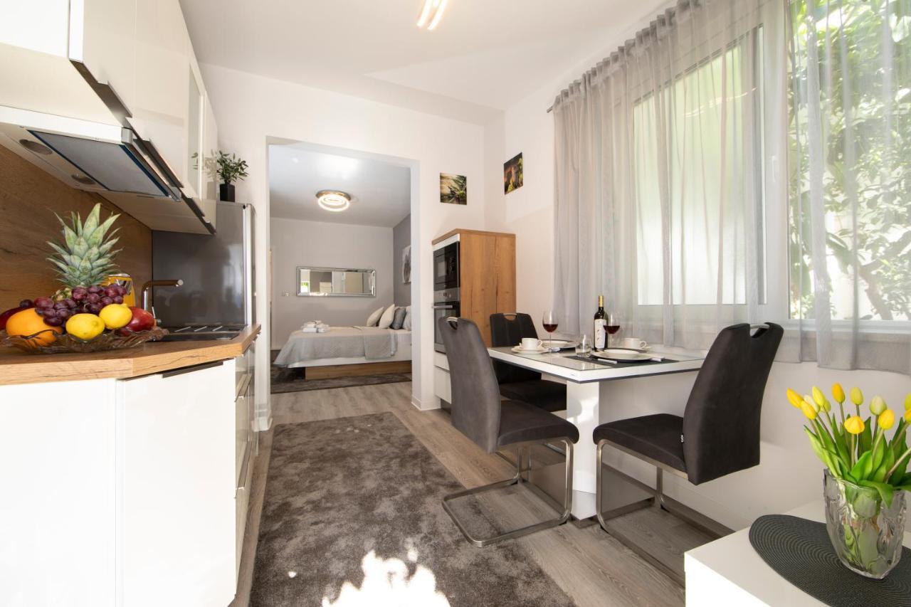 Apartments Ozrenka Tučepi Εξωτερικό φωτογραφία