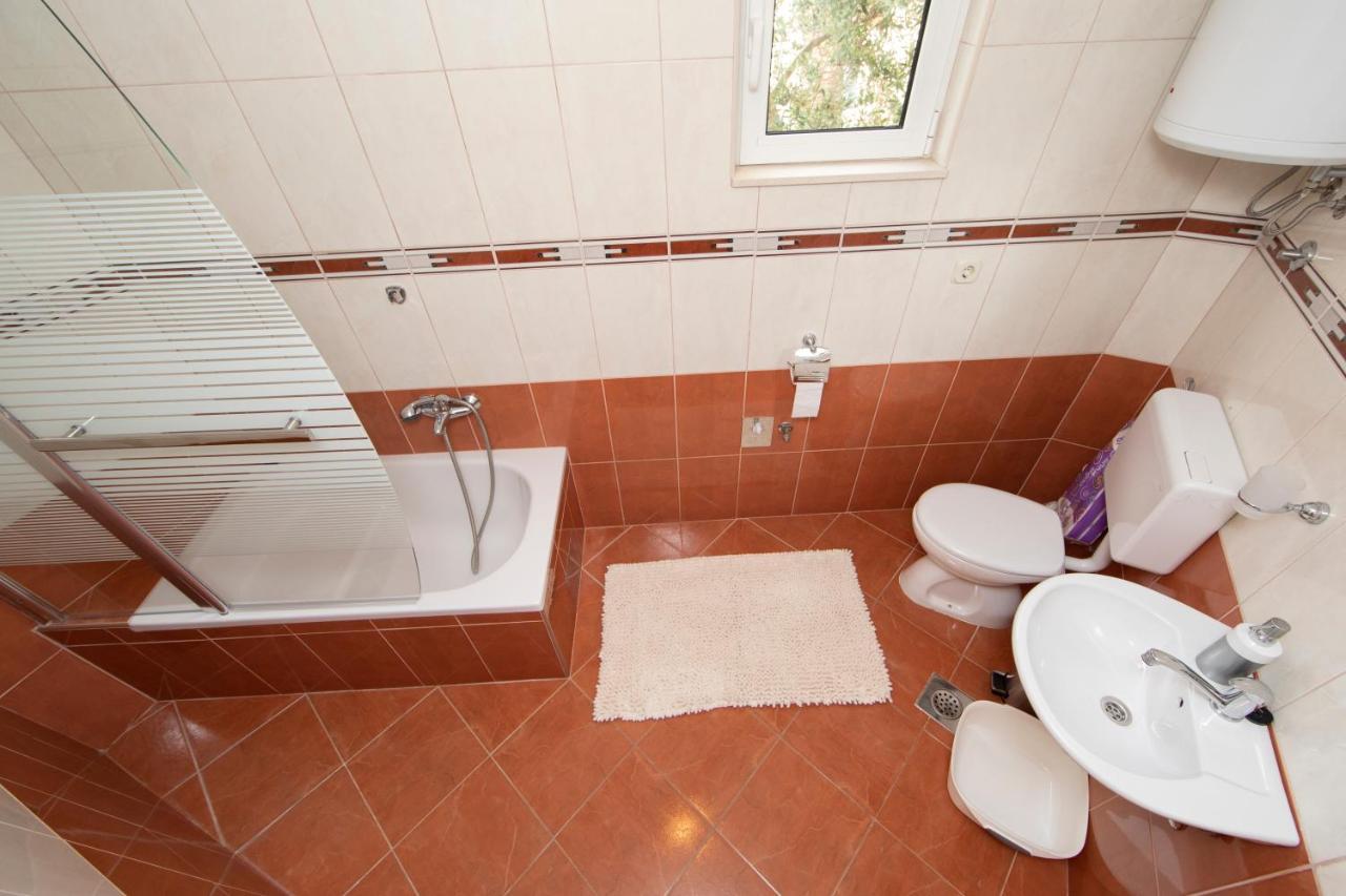 Apartments Ozrenka Tučepi Εξωτερικό φωτογραφία